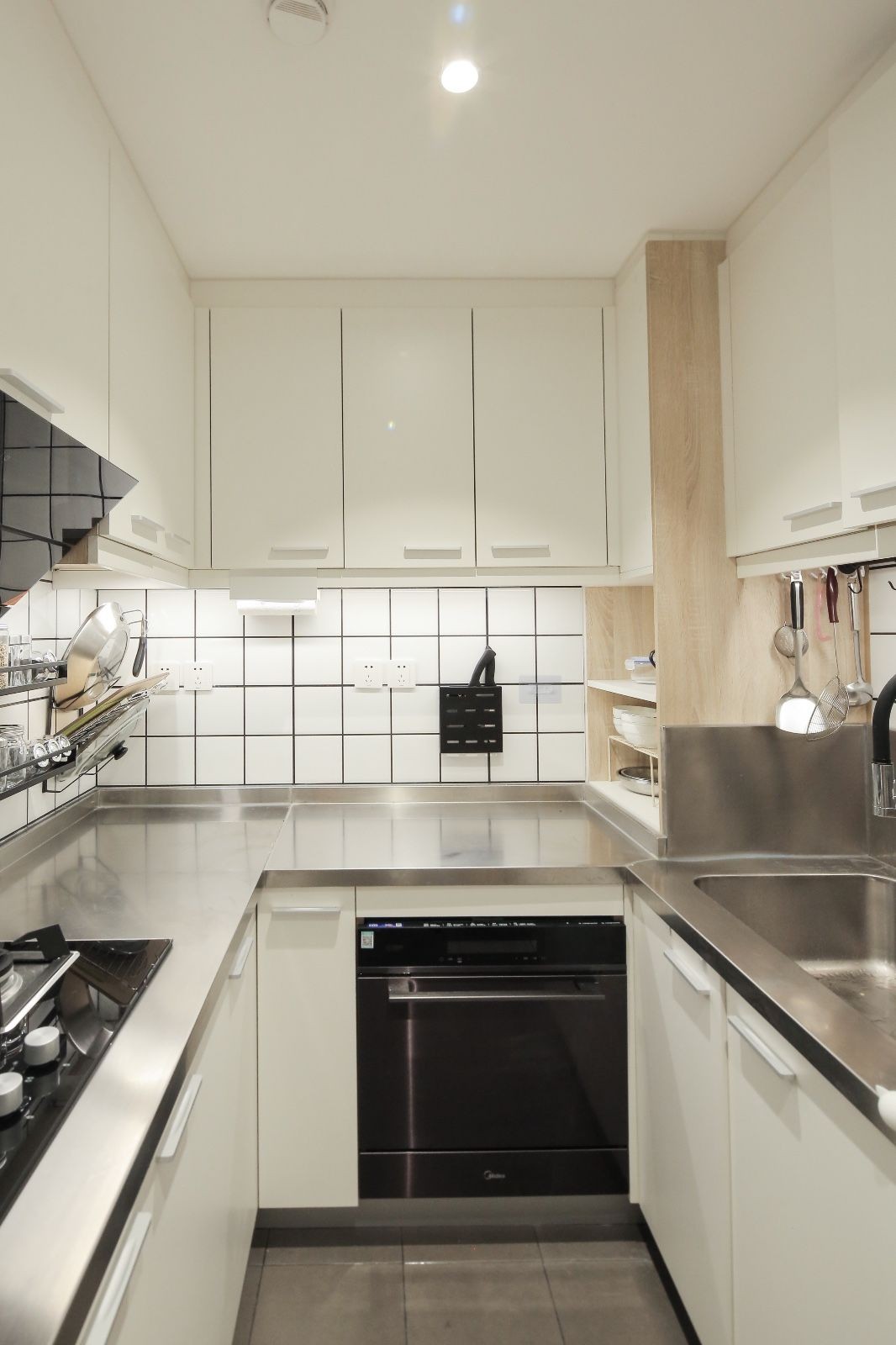 小户型怎么做榻榻米,小户型阳台适合做榻榻米么