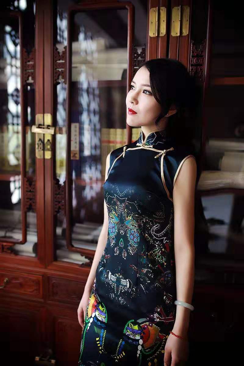 穿着旗袍好看的女生,适合穿旗袍的女生是什么气质