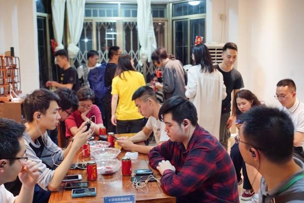 qdcfusion耳机,qdc新型振喉耳机