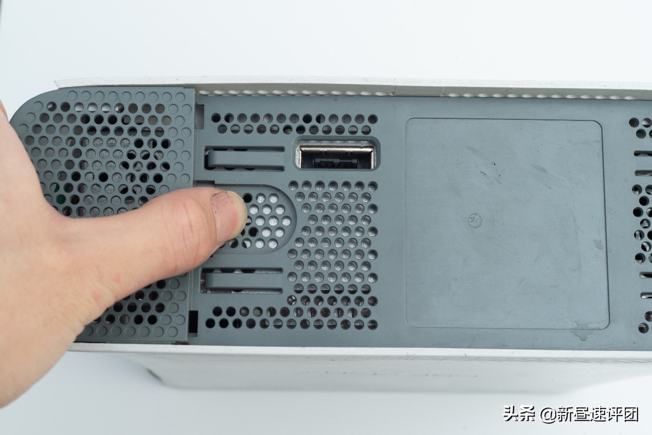 xbox360白色老版怎么拆,xbox360维修视频教程