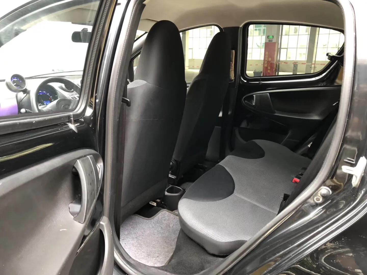 15年3月比亚迪F0手动1.0无钥匙进入一键启动代步神车