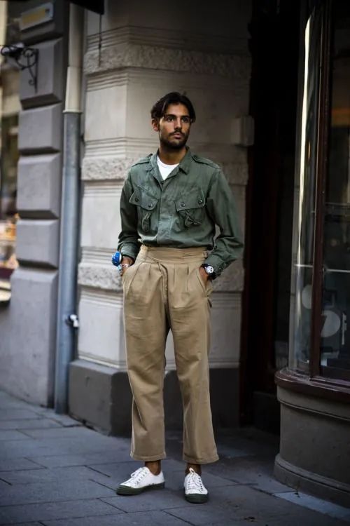 收褶裤子显瘦,复古阔腿百褶裤