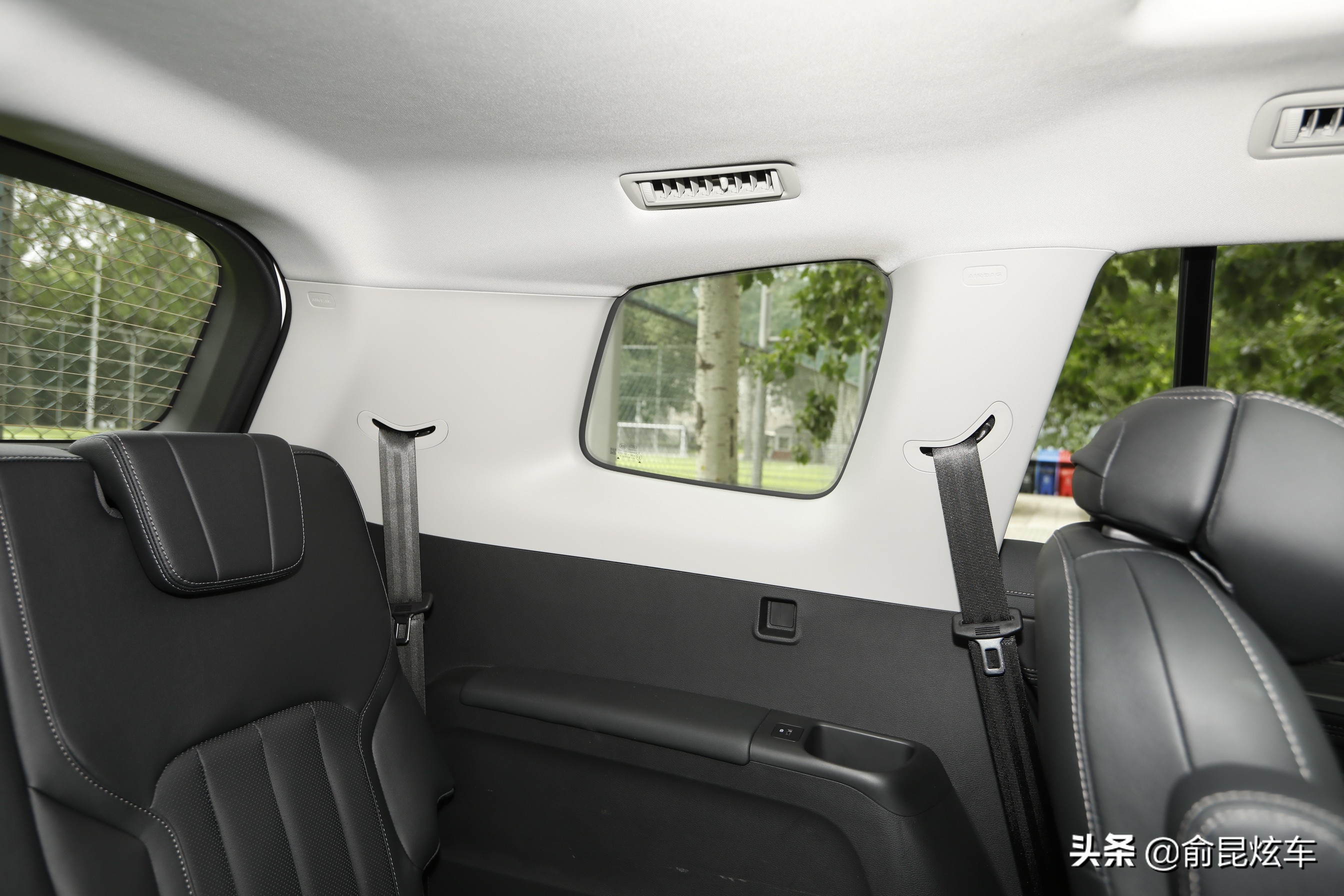 福特领裕6座尊领型评测,江铃福特领裕五座空间实测