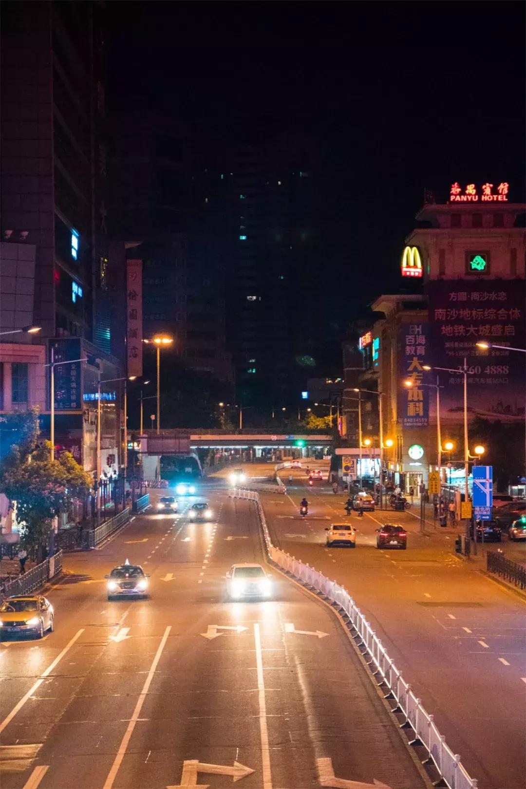 5千工资还贷4千 (夫妻收入1万还贷6000压力大不大)