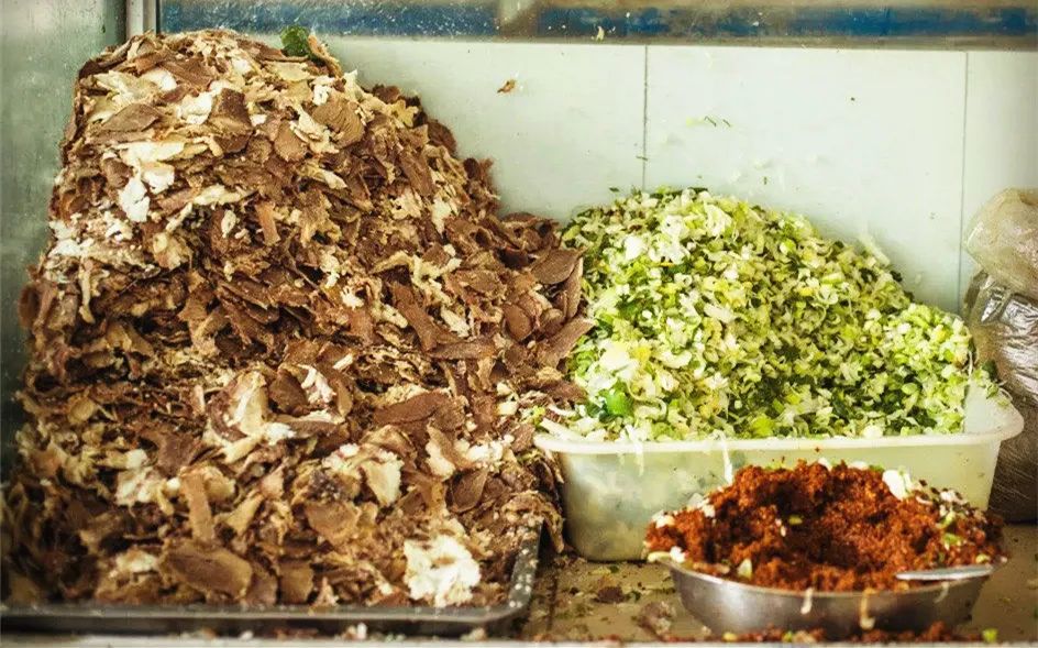 牛肉汤米线视频,牛肉汤酸浆米线