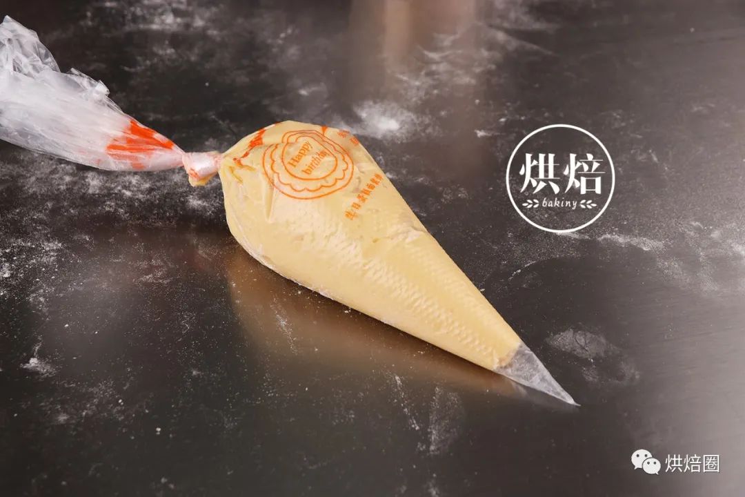 卡仕达酱奶酪餐包,卡仕达酱小餐包教程