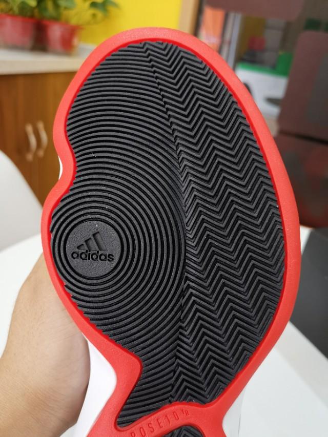 罗斯10玫瑰10年配色,玫瑰10年篮球鞋