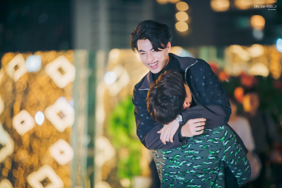 高颜值泰剧与爱同居,陪你到世界之巅电视剧