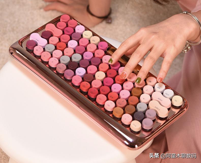 国产外设品牌，高颜值特色键盘盘点