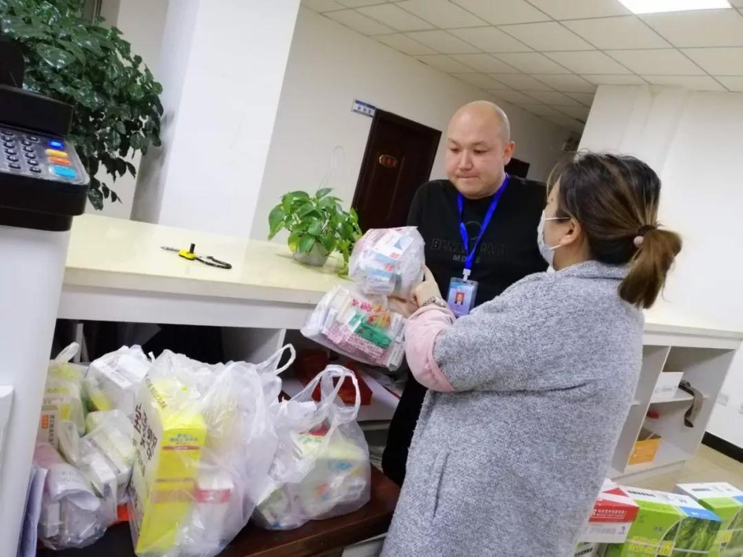 疫情防控不放松众志成城战疫情,众志成城坚决打好疫情防控攻坚战