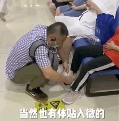 霍思燕产后大出血的原因,霍思燕产后哭