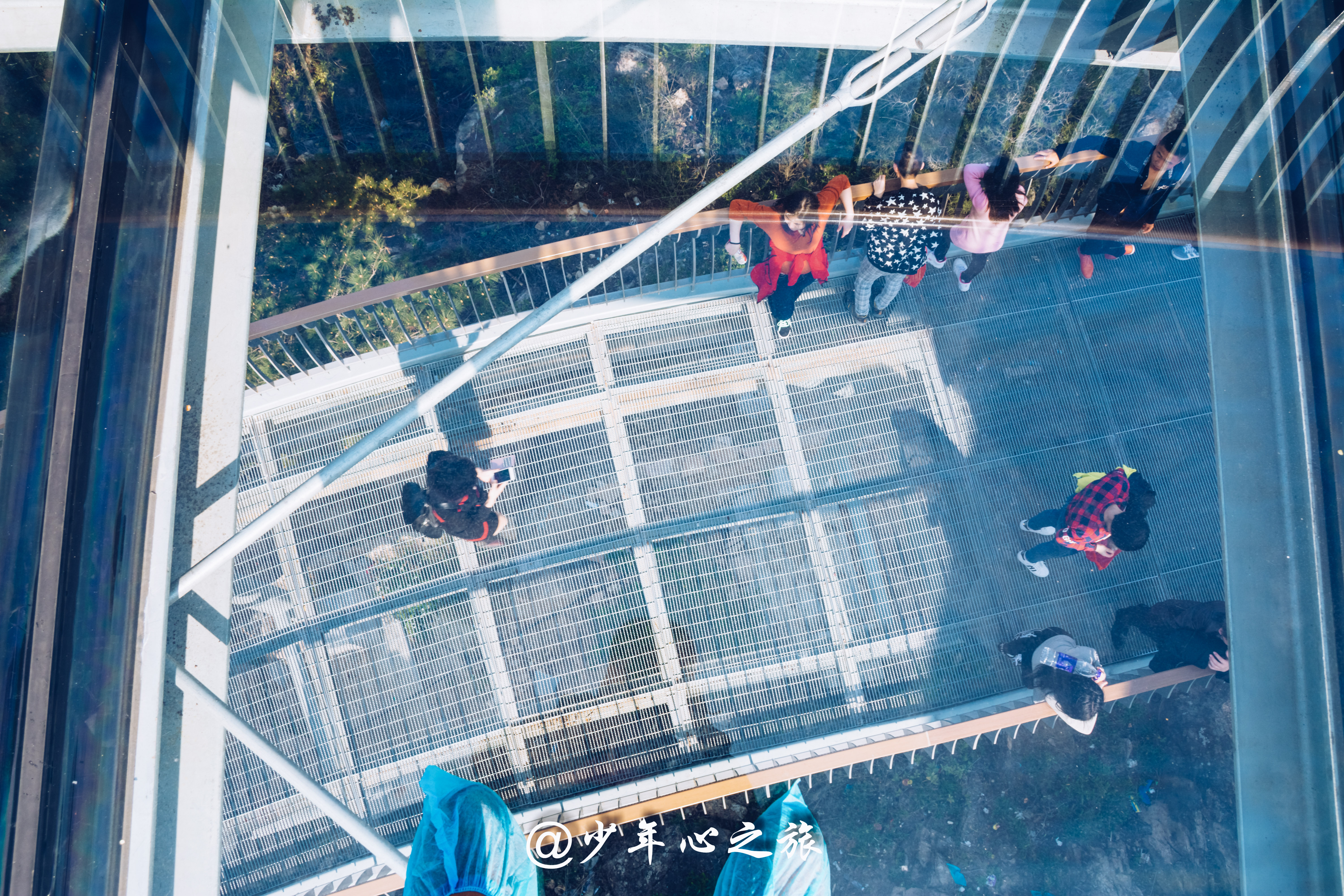 泉州大坪山空中玻璃栈道,福建泉州最大的玻璃栈道