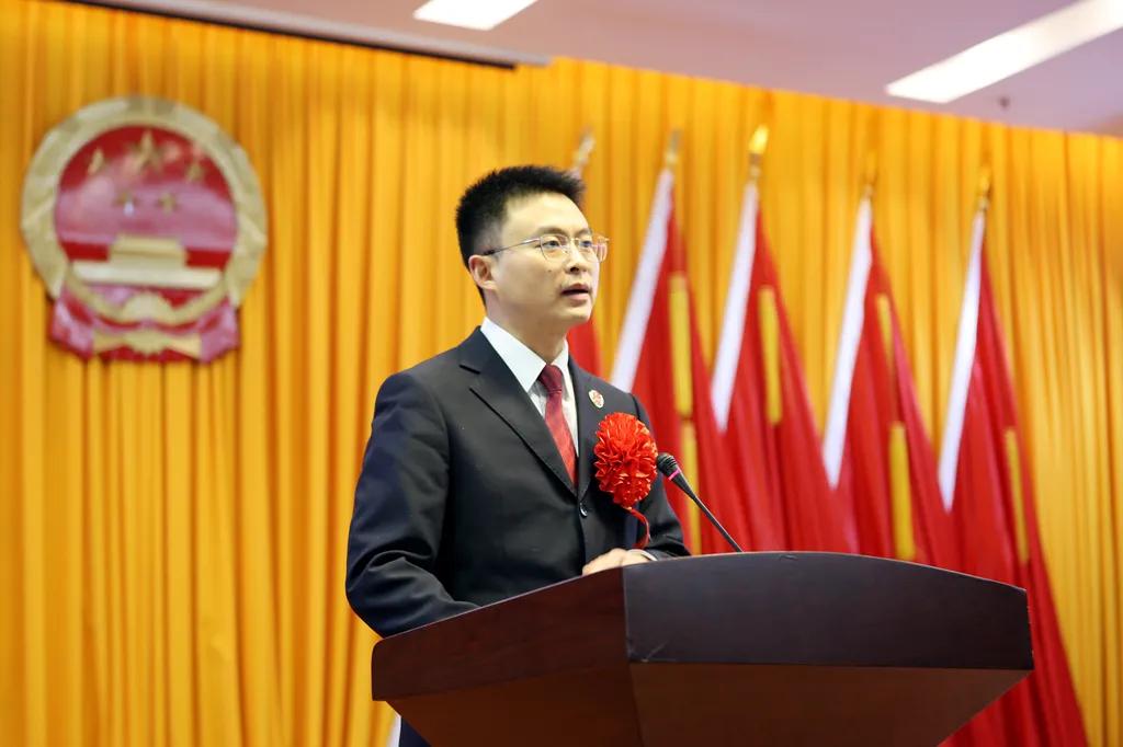 检察干警个人先进事迹报告,检察机关先进工作者事迹材料