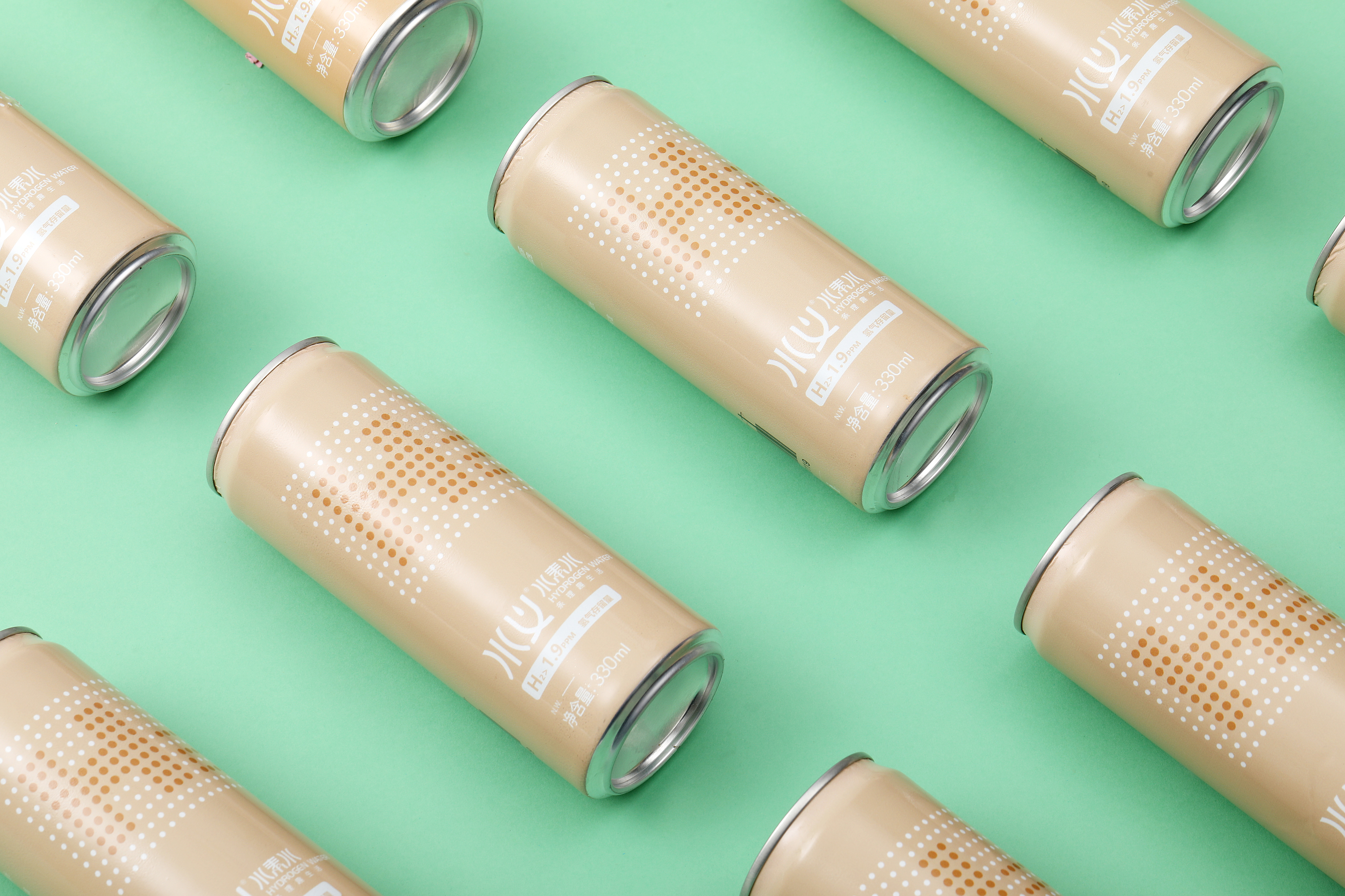 怎样喝一天的8杯水,如何正确的喝水每天8杯水