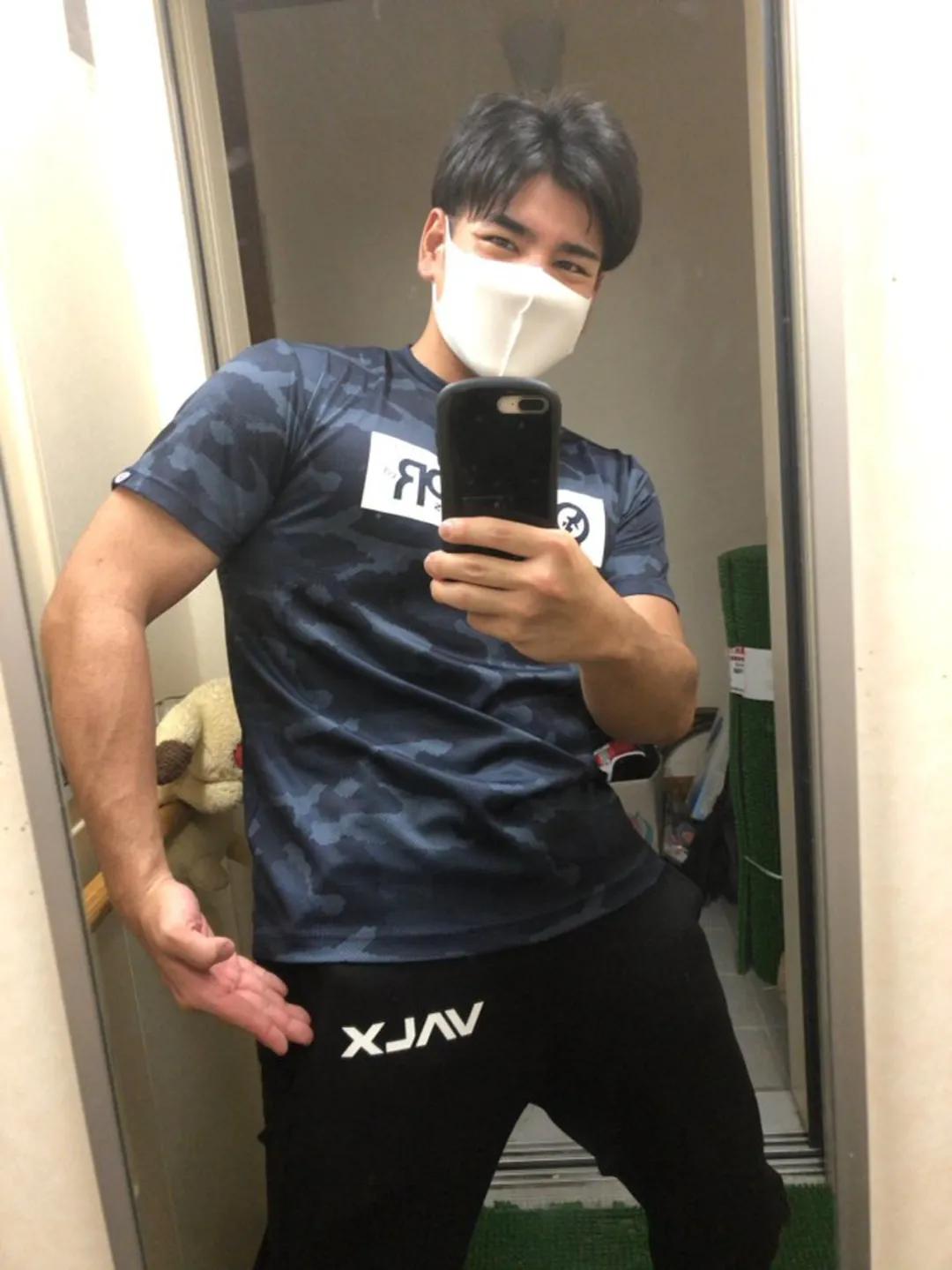 肥胖时期的彭于晏怎么减肥的,肥宅减肥成功变男神