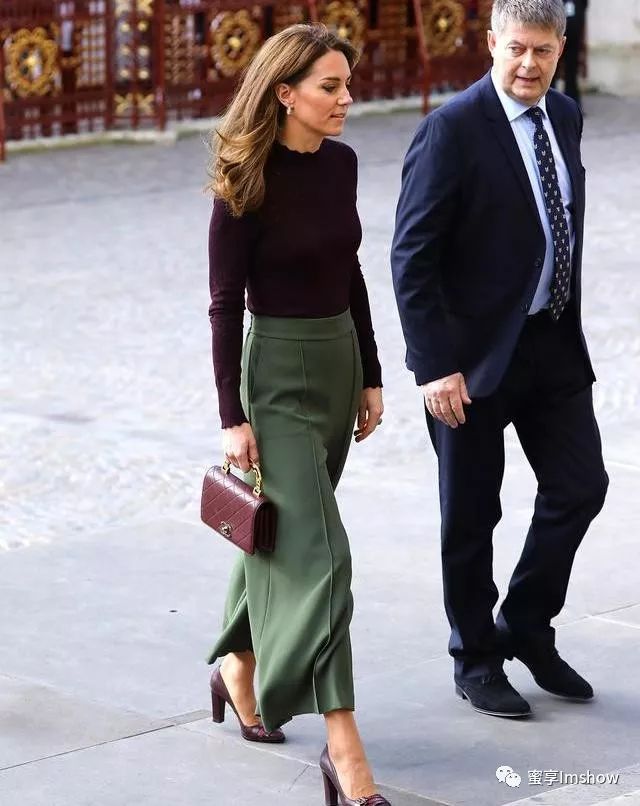 梅根王妃经典服装品牌,梅根王妃连衣裙品牌