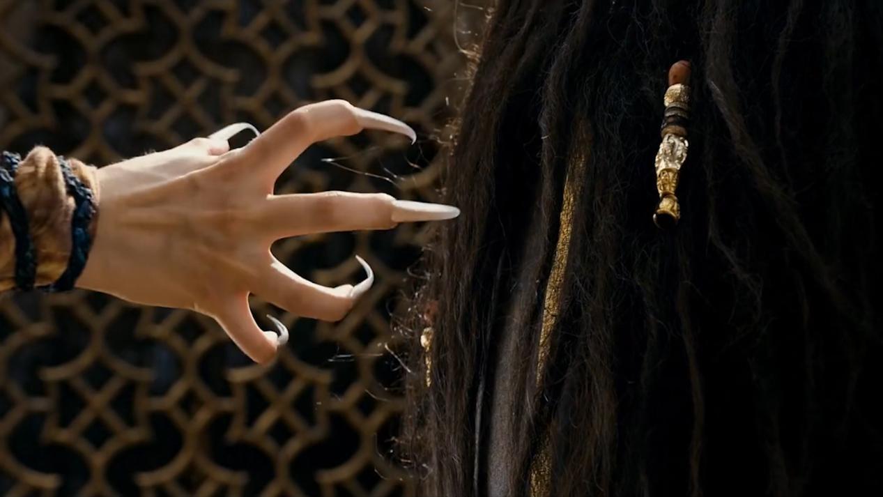 画皮2周迅第二次给公主换皮,赵薇周迅画皮水中换皮花絮