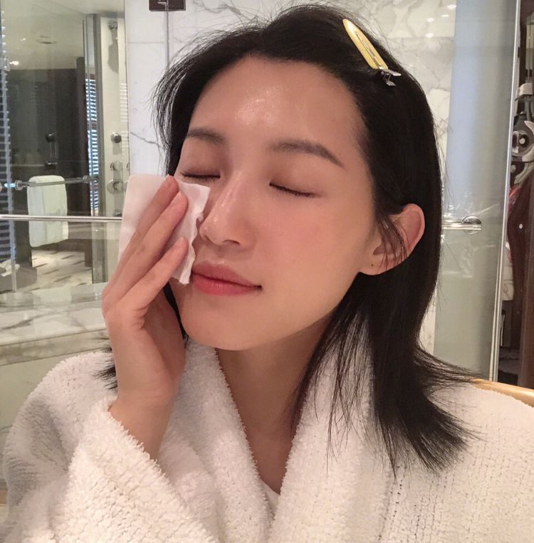 悦木之源乳液和科颜氏面霜搓泥,面霜怎么选择保湿效果好抗皱