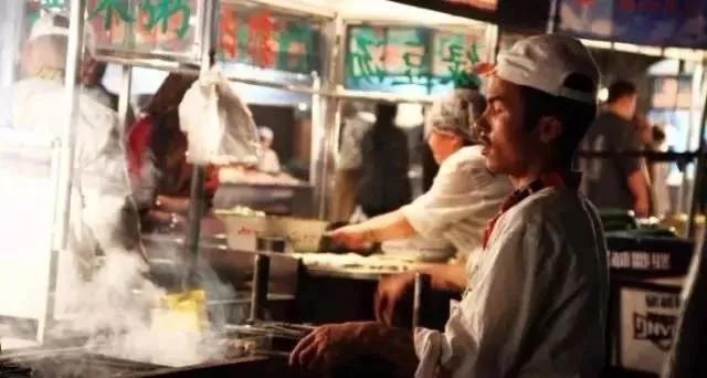 *疆新**最劳道的夜市终于要回来了！简直太激动了