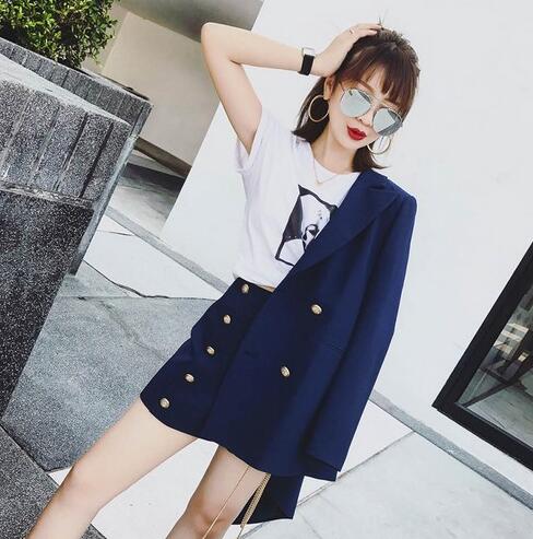 小西装怎样搭配好看,小西装怎么搭配好看