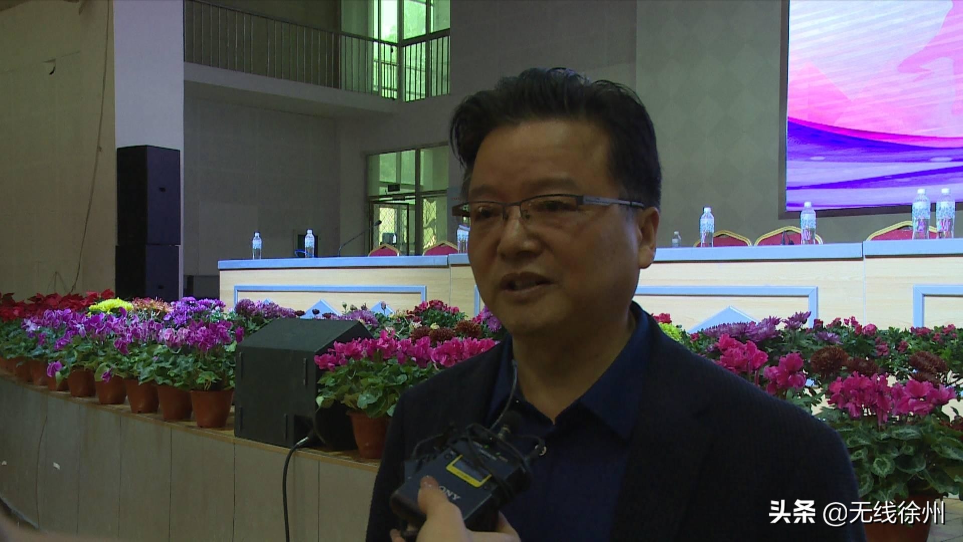 篮球足球排球三合一,篮球联赛三门