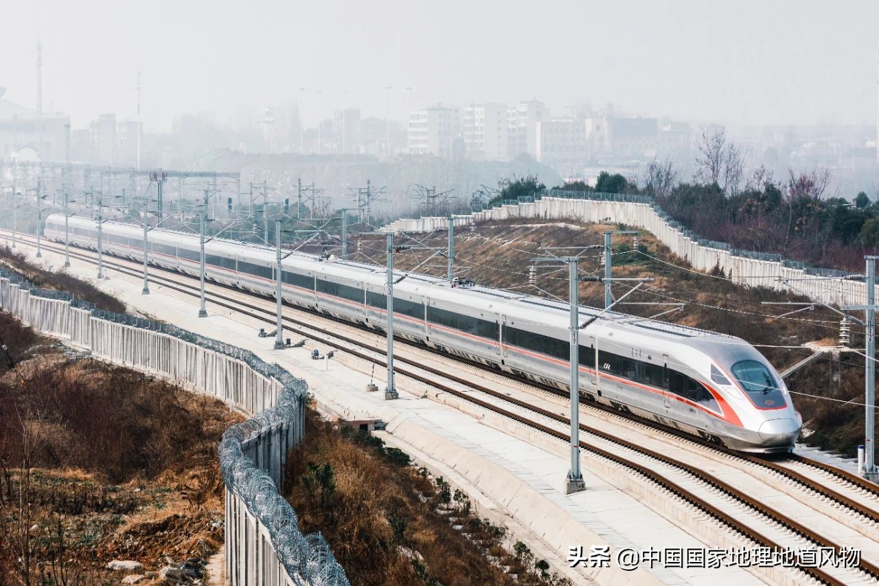 金庸小说里的襄阳在哪里,金庸笔下的襄阳城是哪里