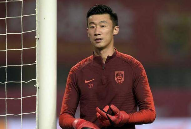 天海门将张鹭做出扑救,国门张鹭最新消息