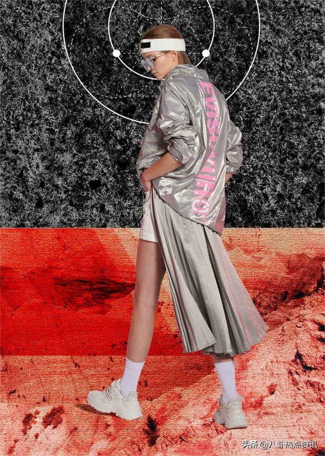 EVISUKURONEW系列定义全新工业风汲取建筑灵感，颠覆工业潮流