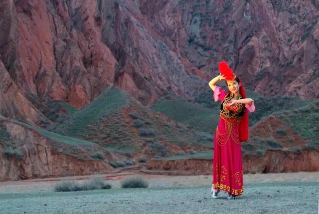 进疆自驾游详细攻略,离疆自驾最新攻略