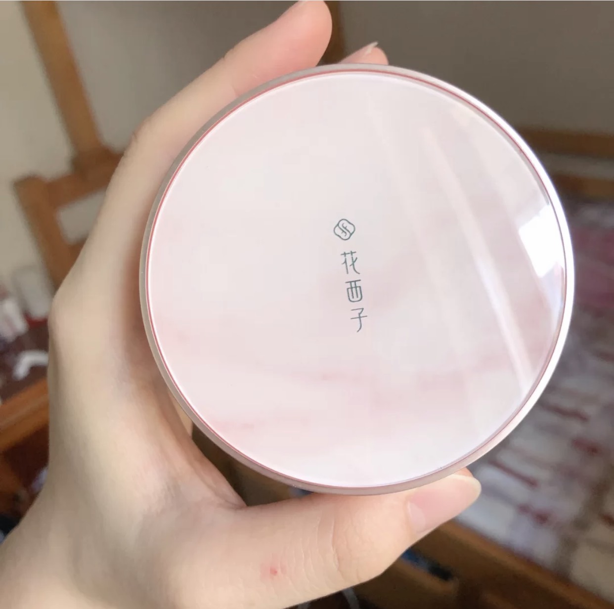 花西子散粉比纪梵希还贵,花西子散粉好用还是纪梵希好用