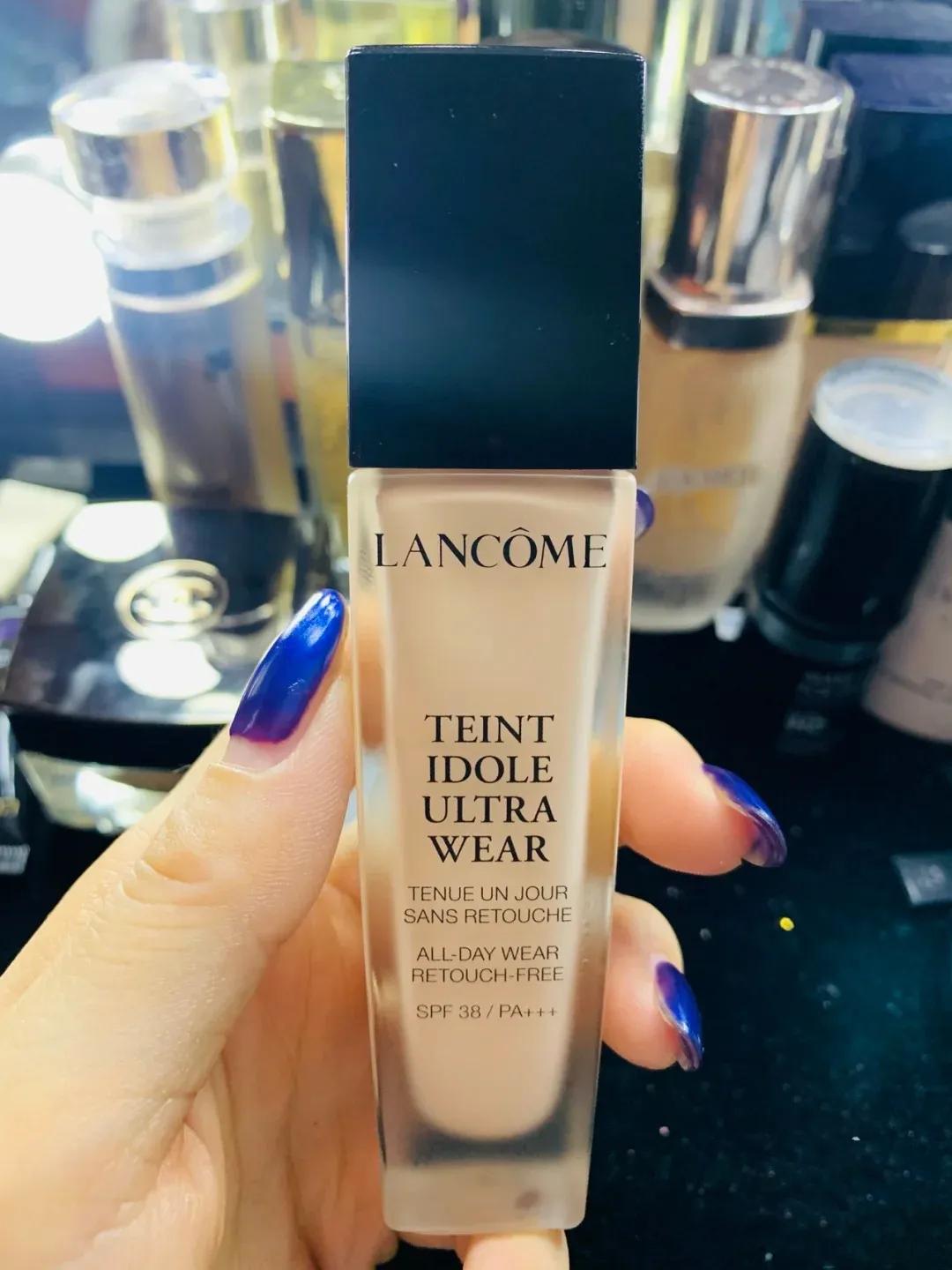 巴黎欧莱雅适合混油皮的粉底液,混油皮阿玛尼无痕持妆粉底液评测