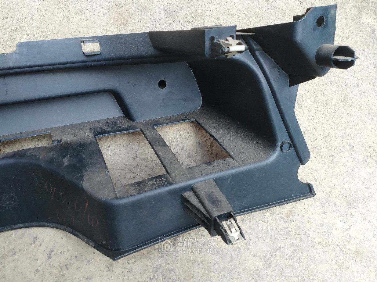 福特嘉年华点烟器插口改u盘,福特嘉年华车上的usb怎么更换