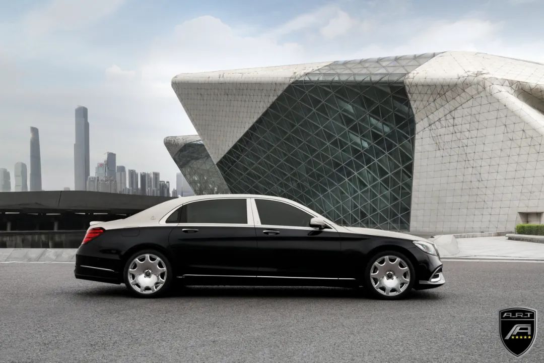 古思特100万左右的车,落地超千万的古斯特