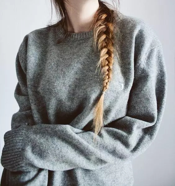 针织衣领松垮怎么缩小领口,毛衣领口松垮怎么修复