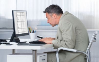 脖子难受怎么办呢,脖子不舒服该怎么办