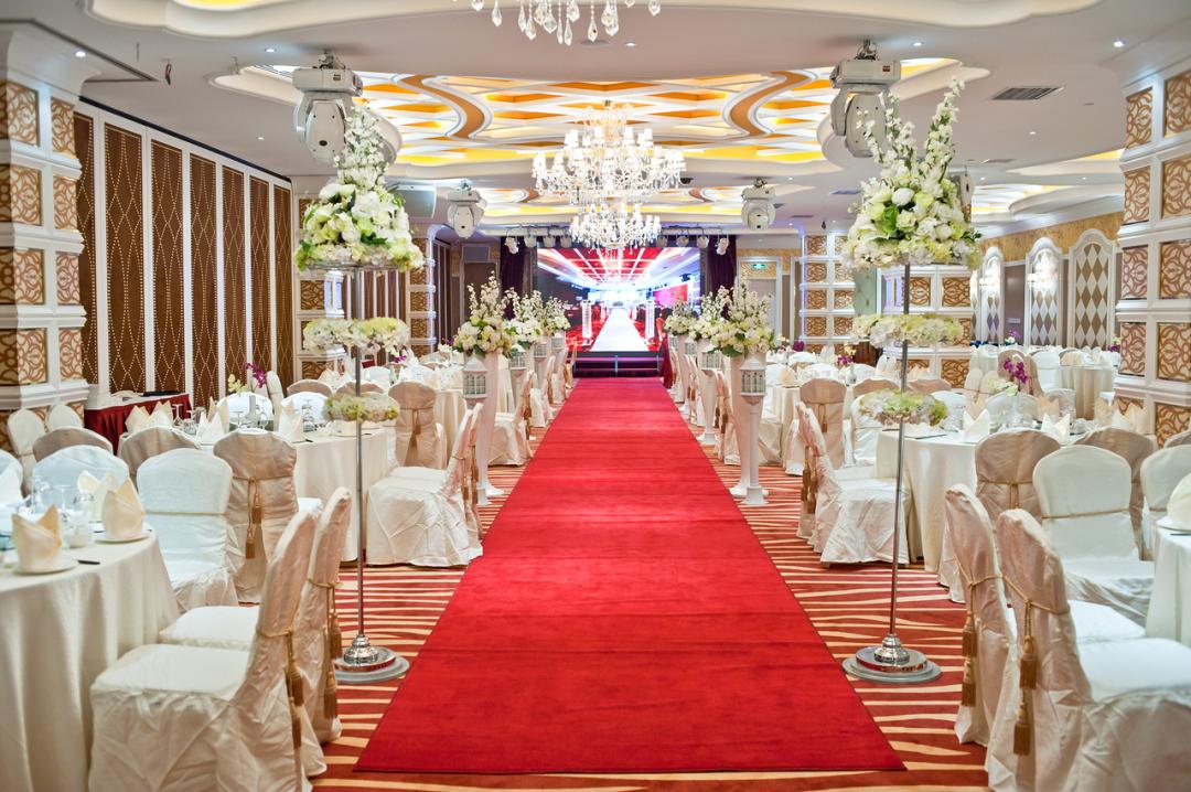 五一民宿频现涨价毁约潮,五一民宿涨价毁约潮借口花样百出