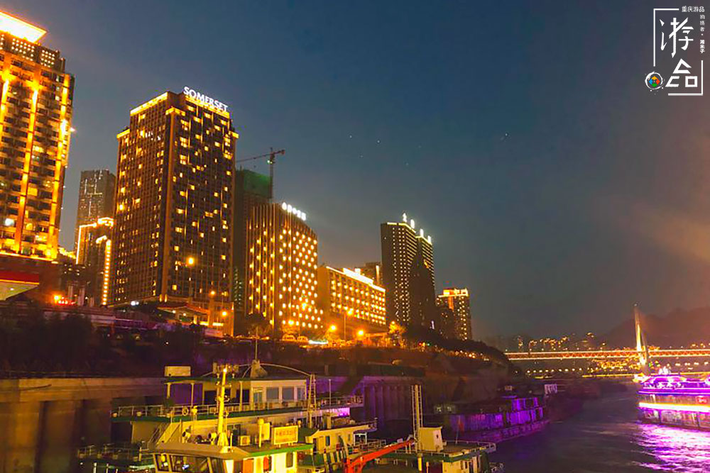重庆两江游观光船攻略,重庆两江游轮游需要带身份证吗