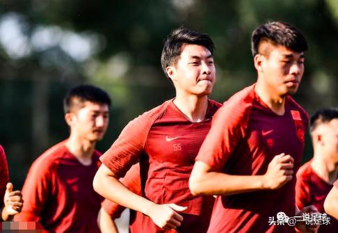 武汉卓尔一线队30人名单照片,2019年武汉卓尔一线队员名单