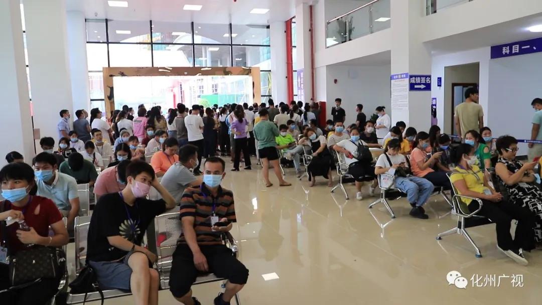 化州市机动车驾驶人科目二考场,化州考驾驶证科目二考试全过程