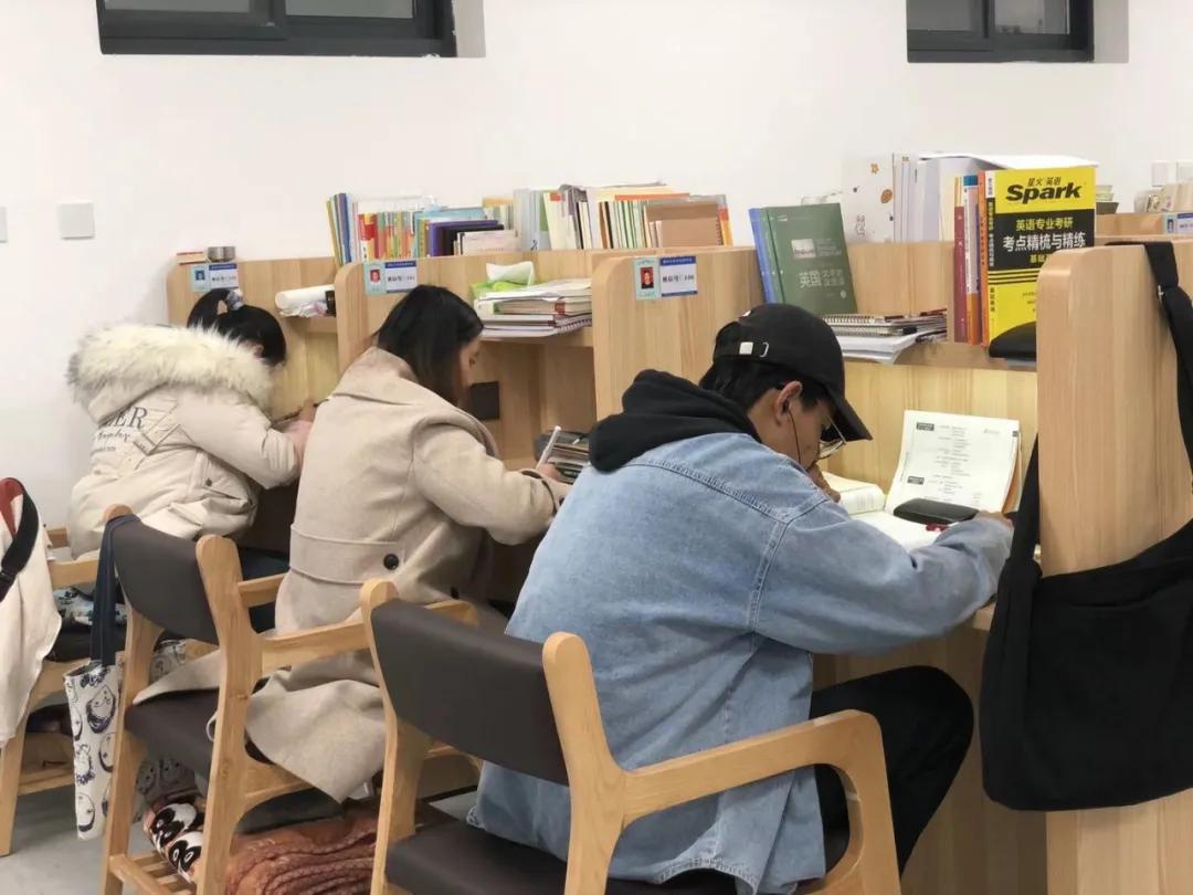 高校收费自习室,高校自习室新模式