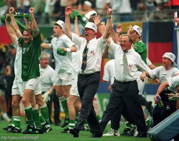 亨利06年世界杯附加赛手球,06年世界杯预选赛亨利手球助攻