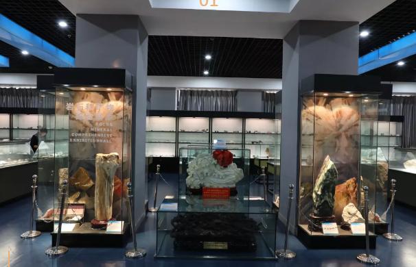 陕西省公办占地面积最大的大专,陕西省占地2000亩的大学