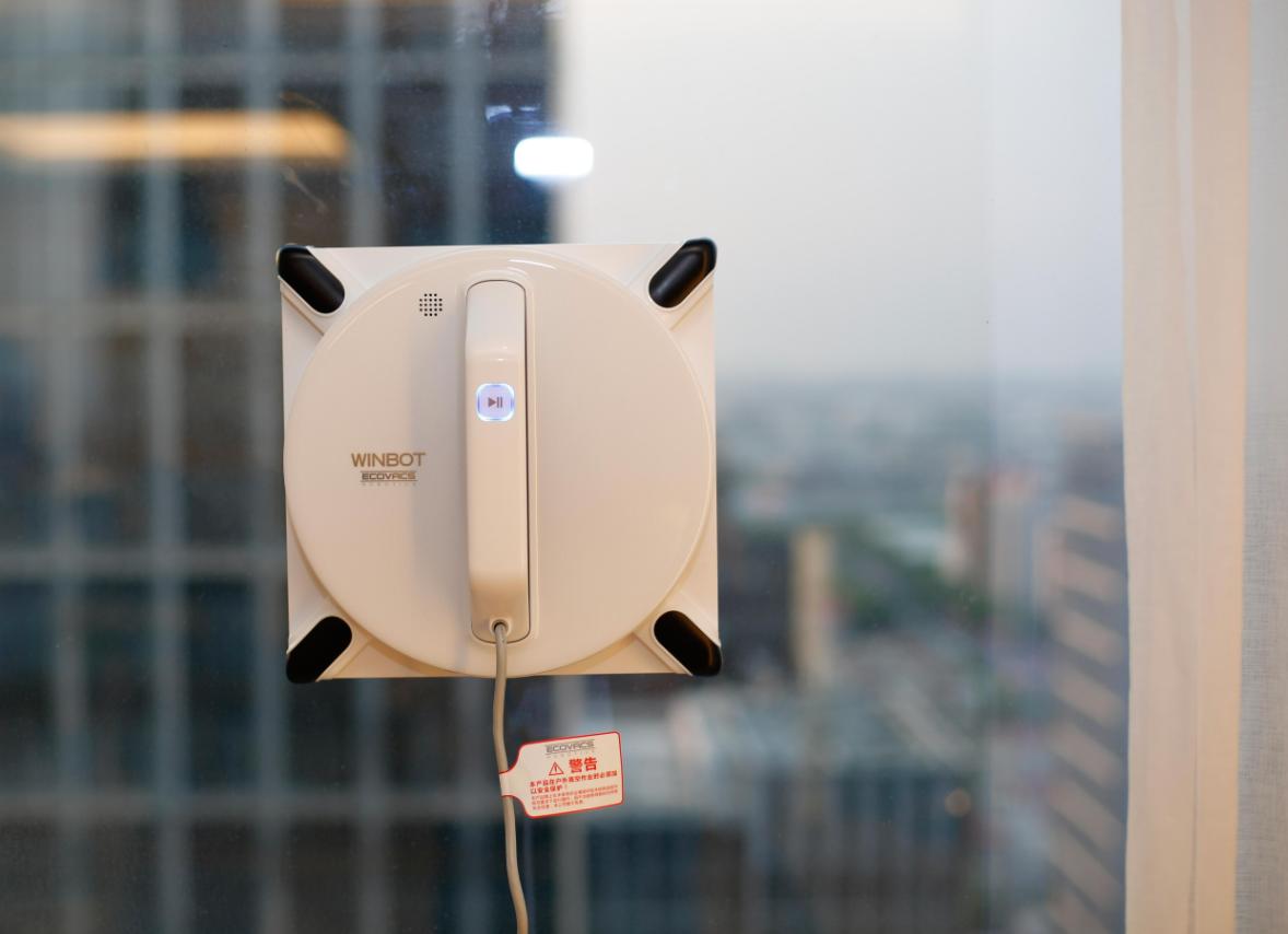 擦窗机器人到底靠不靠谱,擦窗机器人到底怕它干不干净