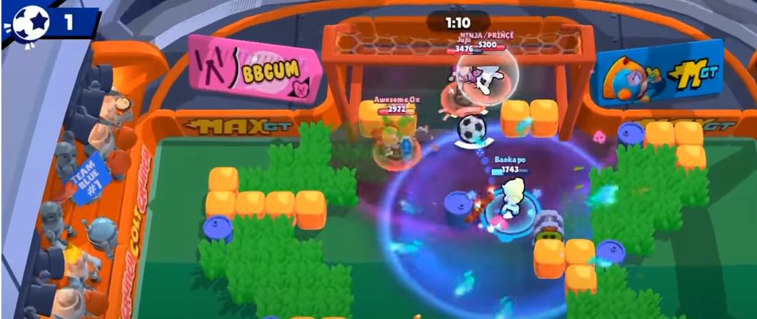 荒野乱斗足球模式:人球合一原地起飞做一个华丽的得分机器