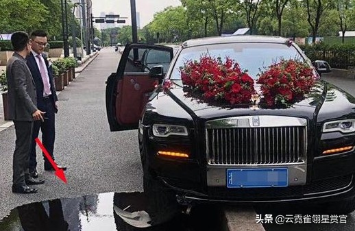 黑色劳斯莱斯婚车扎花,当劳斯莱斯遇到婚车