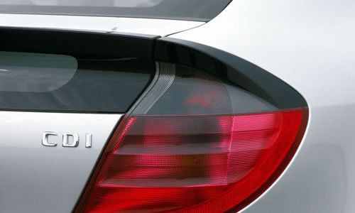 汽车车尾的数字和字母是什么意思,常见汽车尾部字母和数字有什么用