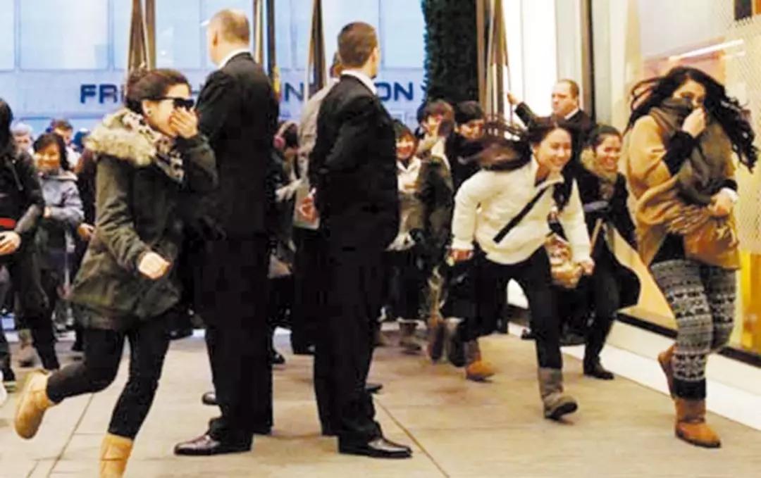 揭秘百亿暴利黑产：成本200敢卖10万，为何还有无数人抢着买？