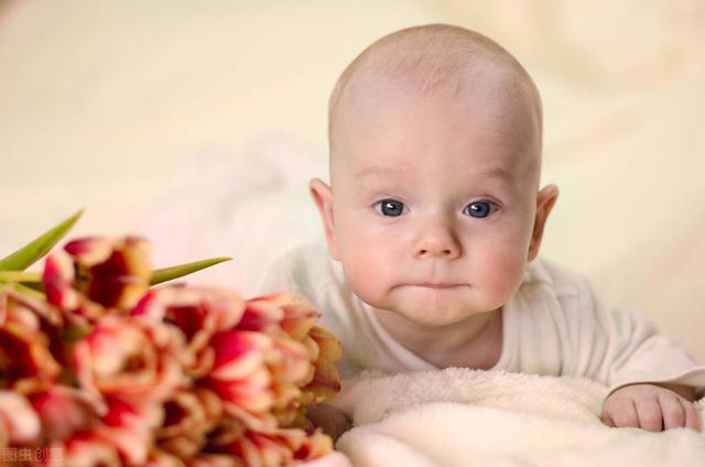 刚出生的婴儿三天不喝水,刚出生的婴儿可以三天不吃奶吗