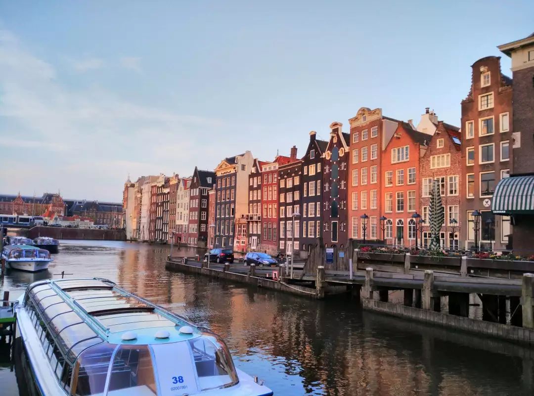 老梁观世界,老梁观世界图片