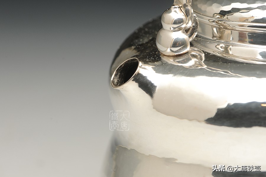 煮茶喝养生还是泡茶喝养生,银壶煮水泡茶比较好